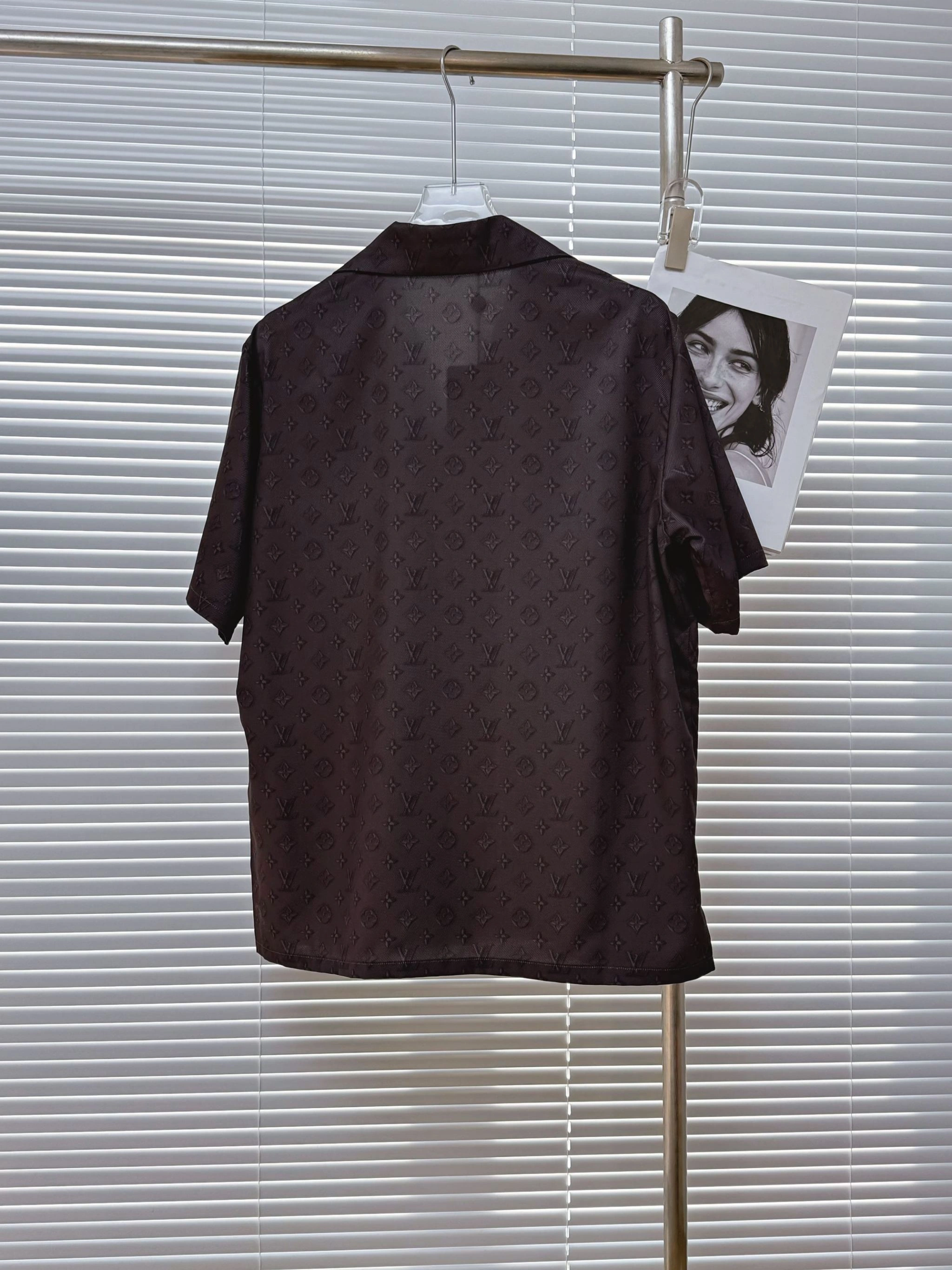 wg.luxury- 8V oversized item:E-F409D0512